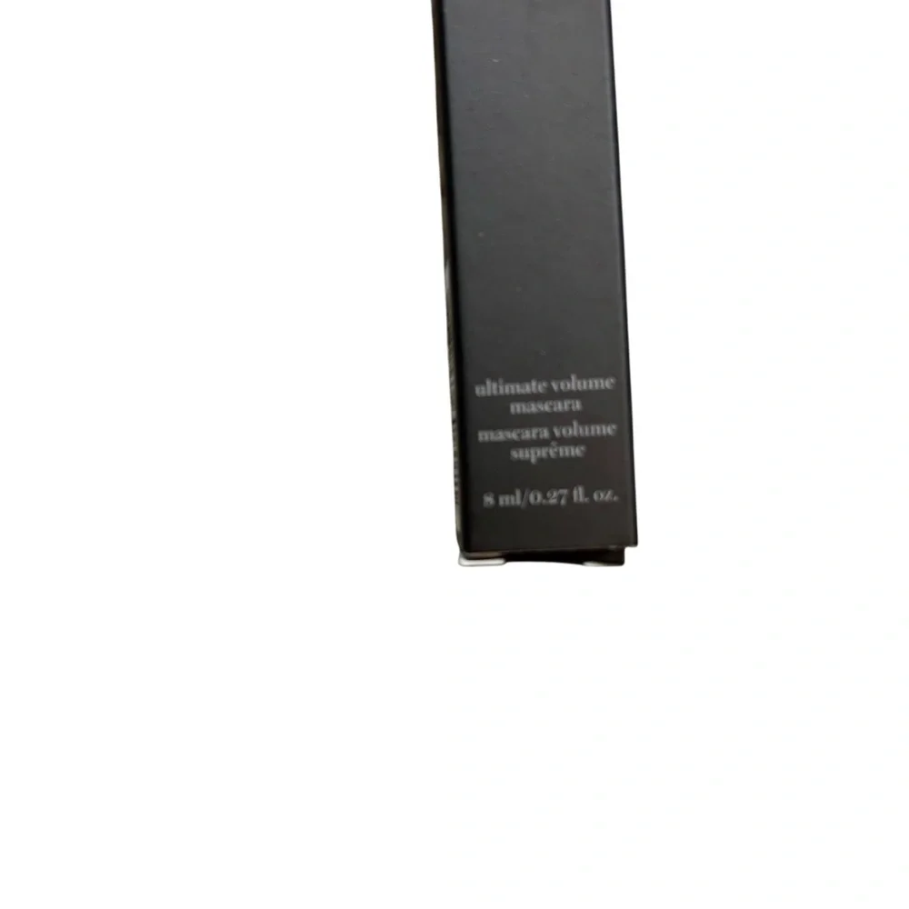 Brand new in Box Avon FMG Cashmere Ultimate‎ Volume Mascara Black